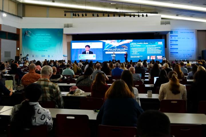 7ª Conferencia Internacional sobre Desechos Marinos, en la ciudad de Busan, República de Corea